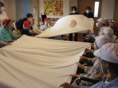 クリックで画像が拡大できます *