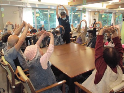 クリックで画像が拡大できます *